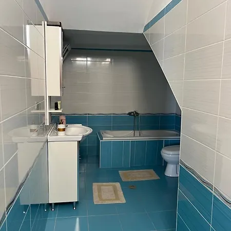 Villa Alexandros Qeparo